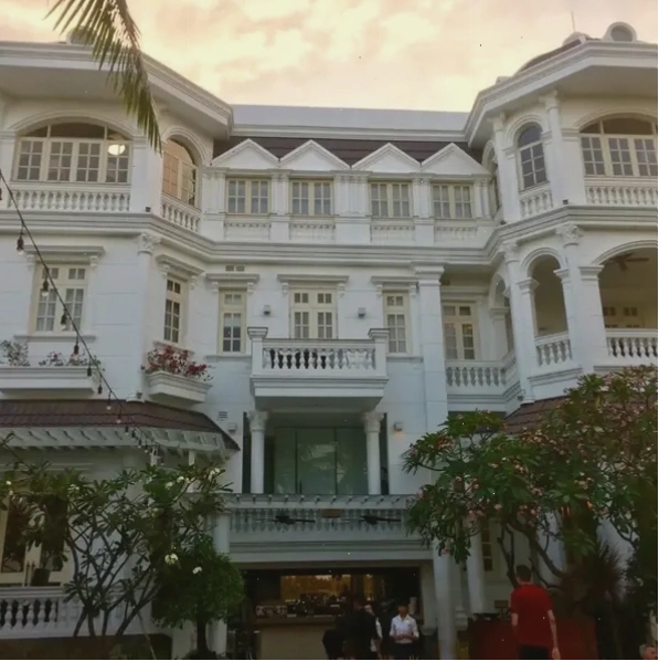 Villa Sông Sài Gòn với kiến trúc Địa Trung Hải ấn tượng