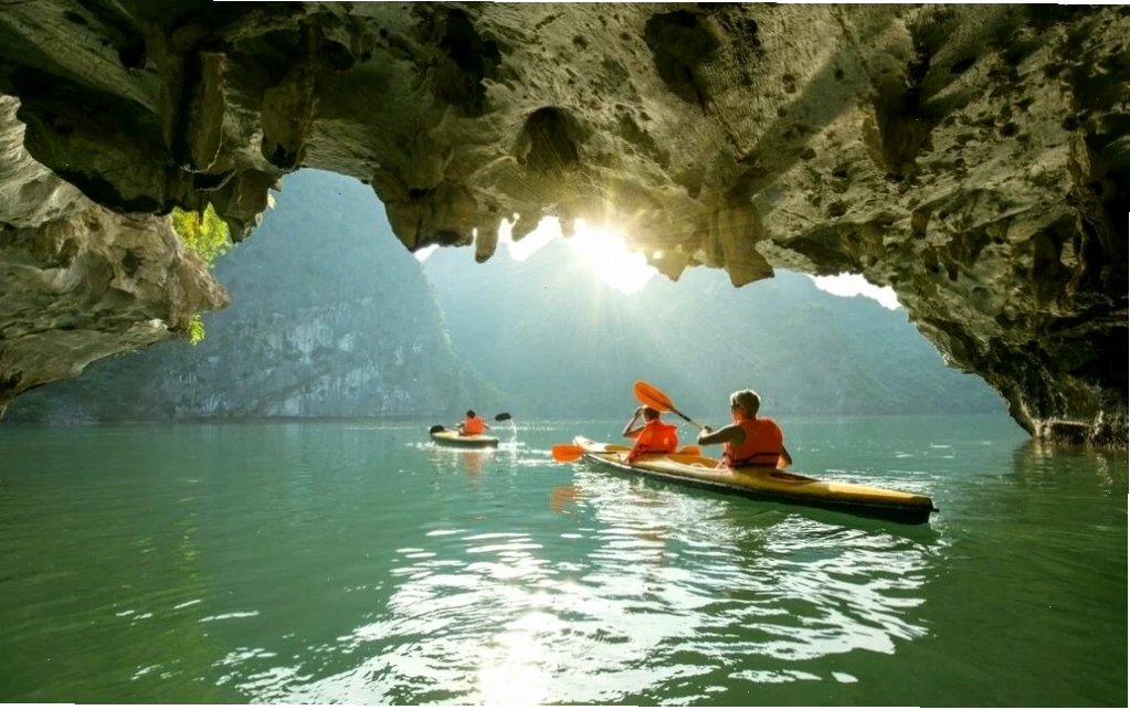 Vịnh Hạ Long - một trong những kỳ quan thiên nhiên thế giới