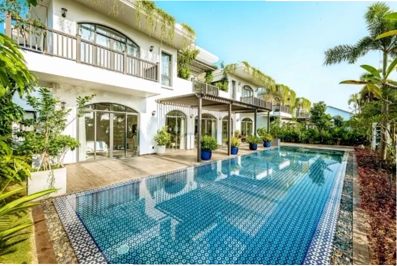 VIP Beachfront Villa có hồ bơi riêng tại Sunset Sanato Phú Quốc