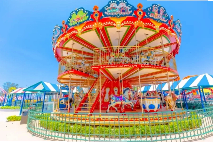 Vòng quay Dream Carousel Circus Land – Giấc mơ bồng bềnh
