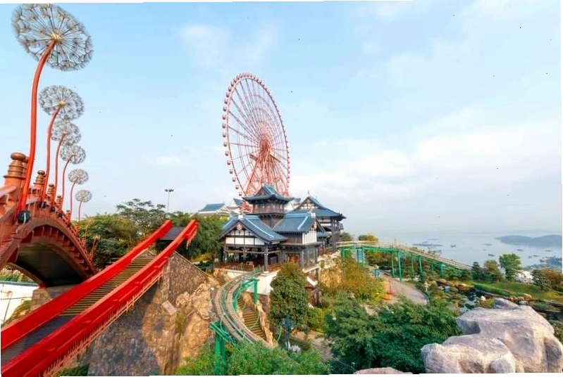 Vòng quay Sun Wheel lung linh về đêm tại Sun World Hạ Long