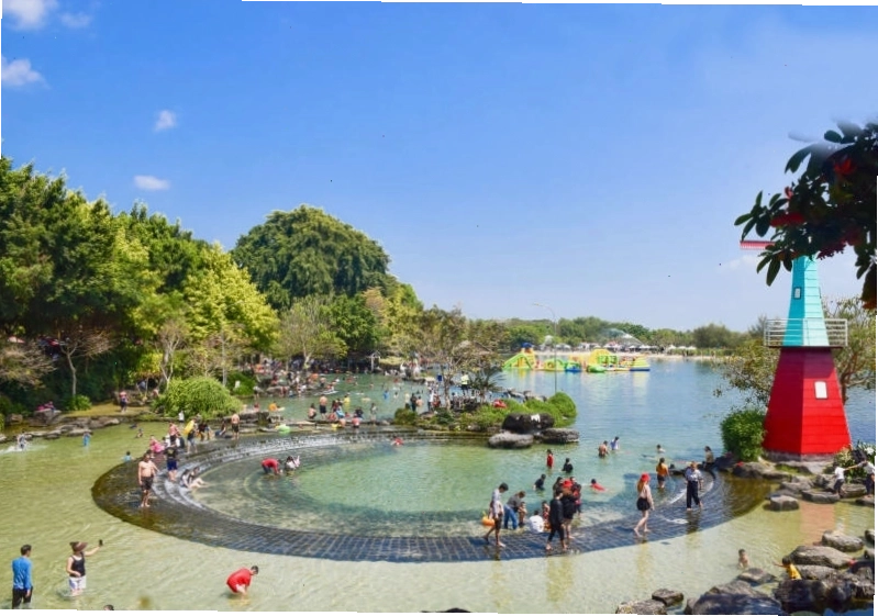 Vườn cá Koi tại Khu du lịch Suối Mơ