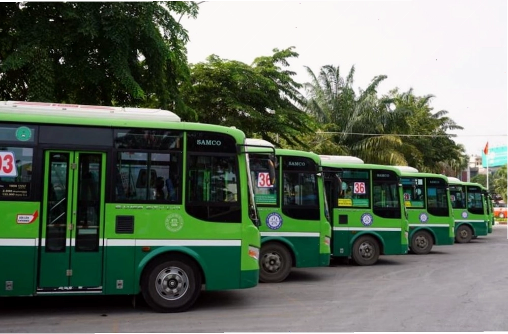 Xe bus là phương tiện di chuyển tiết kiệm đến Du Miên Garden Cafe